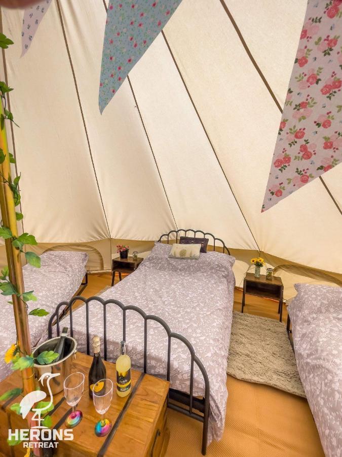 Отель Herons Retreat Llandysul Экстерьер фото